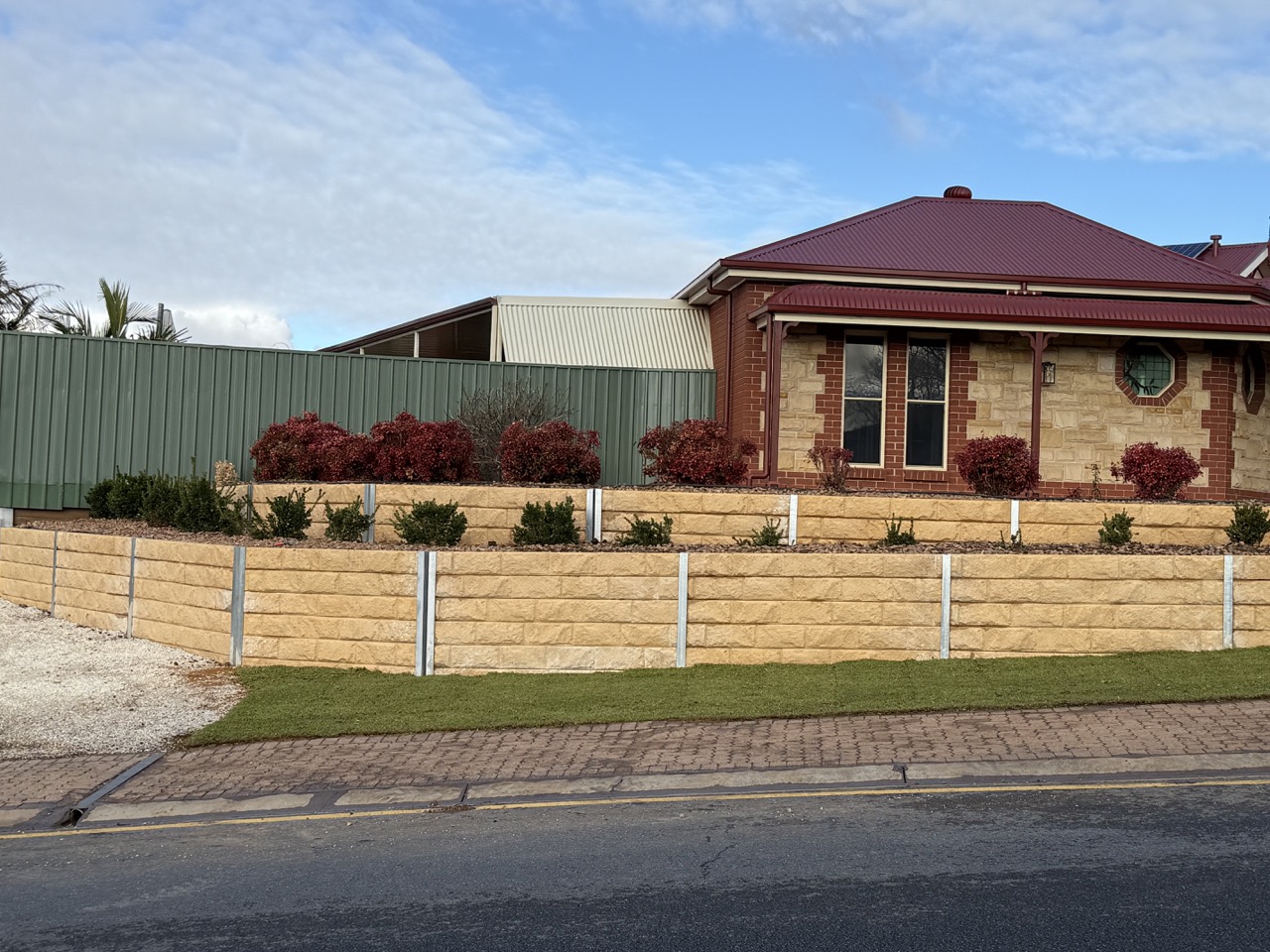 20250628_045208189_iOS Large