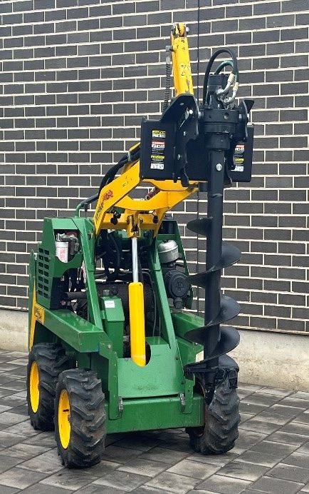 Kanga Auger Power Head And Auger Bits - Image 3